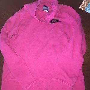 Nike Youth medium pullover. Good condition.